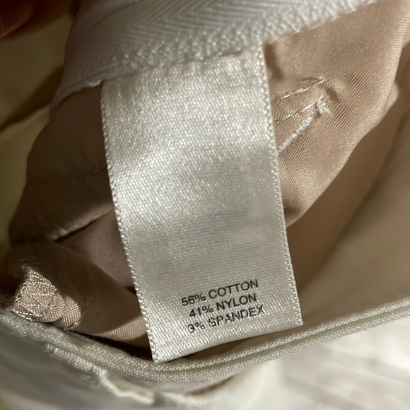 White House Black Market Flat Front Slim Ankle White Cream Size 6 - Picture 6 of 6